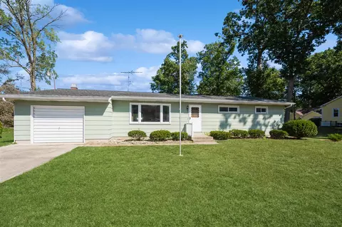 13235 Lubke, New Buffalo, MI 49117