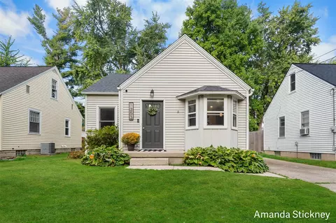 1353 Parkhurst, Grand Rapids, MI 49504
