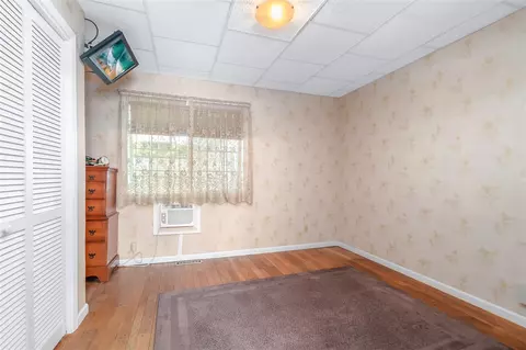 89 E Chicago, Quincy, MI 49082 photo 27