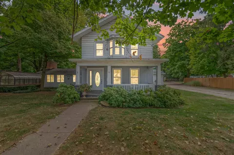 89 E Chicago, Quincy, MI 49082
