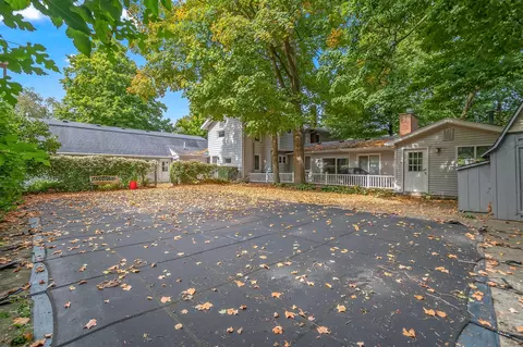 89 E Chicago, Quincy, MI 49082 photo 3