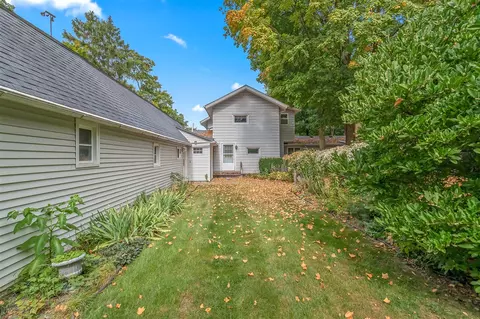 89 E Chicago, Quincy, MI 49082 photo 10