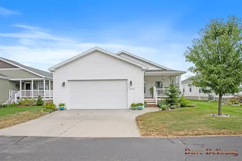 5218 Woodberry, Holland, MI 49423