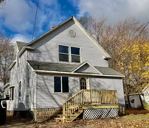 313 N Stewart, Fremont, MI 49412