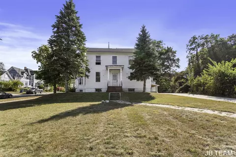 201 Monroe, Allegan, MI 49010