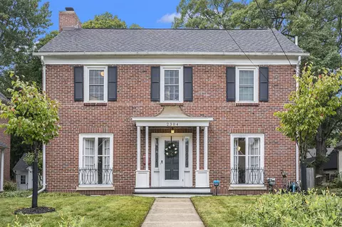 2304 Oakland, Kalamazoo, MI 49008