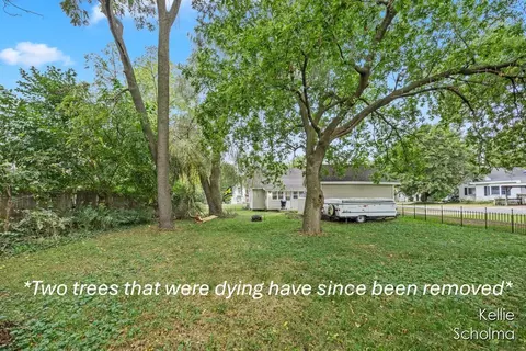 Exterior - 806 Alderman, Belding, MI 48809 photo 4 of 4