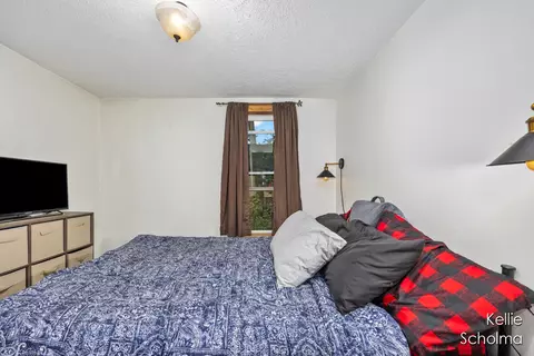 Bedroom - 806 Alderman, Belding, MI 48809 photo 1 of 1