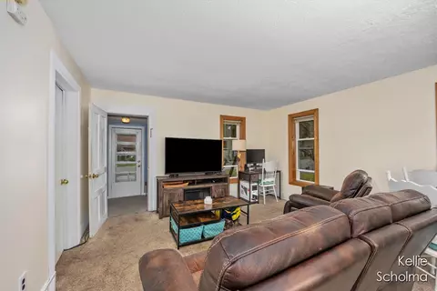 Other - 806 Alderman, Belding, MI 48809 photo 3 of 8