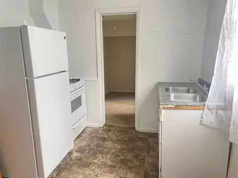 Kitchen - 307 3rd, Jackson, MI 49201 photo 2 of 2