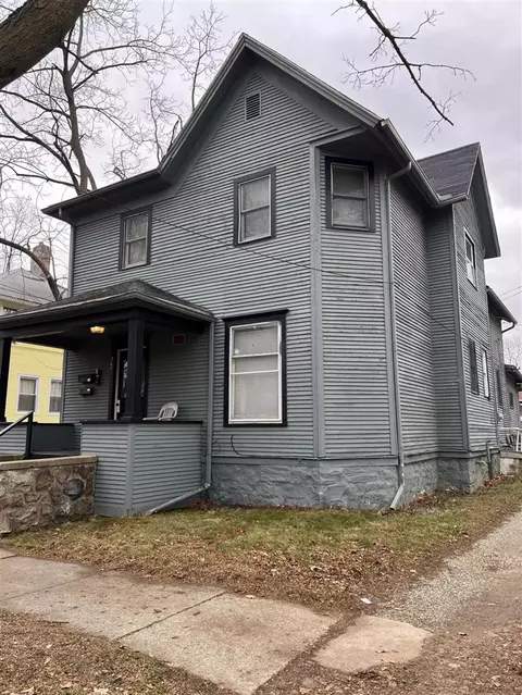 Exterior - 307 3rd, Jackson, MI 49201 photo 2 of 3