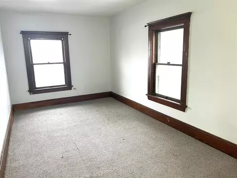 Bedroom - 532 Blackman, Jackson, MI 49201 photo 2 of 6