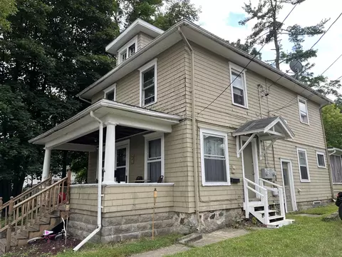 532 Blackman, Jackson, MI 49201