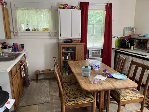 Kitchen - 532 Blackman, Jackson, MI 49201 photo 6 of 6