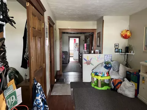 Entry Way - 532 Blackman, Jackson, MI 49201 photo 3 of 3