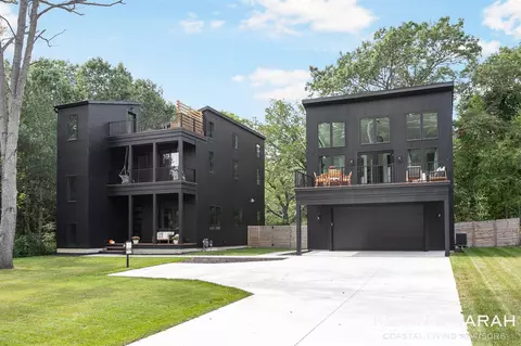 324 N Maple, Saugatuck, MI 49453 photo 1