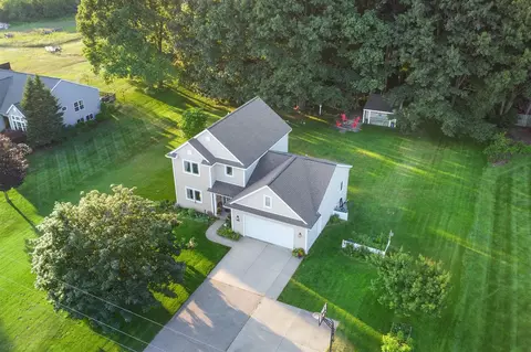 75 W Park Mdws, Grant, MI 49327