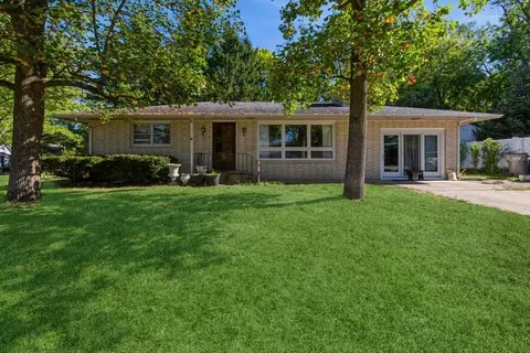 221 S Harrison, New Buffalo, MI 49117