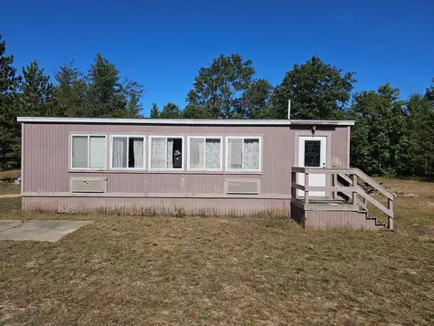 1984 W Ogilvie, Baldwin, MI 49304