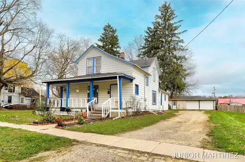 303 E Pne, Bloomingdale, MI 49026