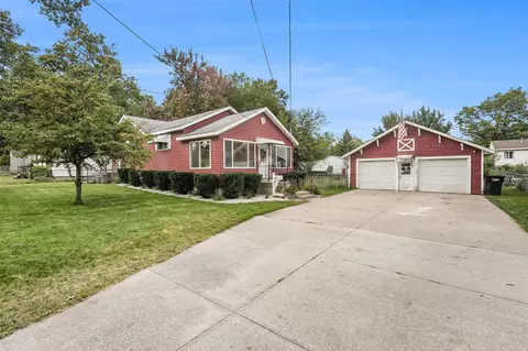 299 Crown, Grand Rapids, MI 49548