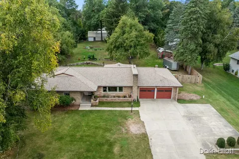 8170 S Youngman, Greenville, MI 48838
