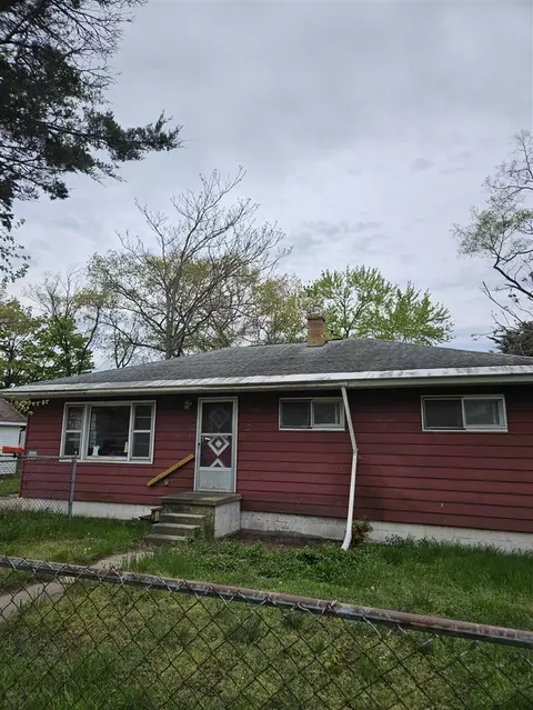 961 Aurora, Muskegon, MI 49442