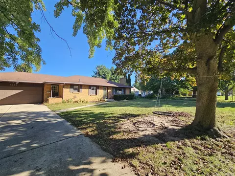 1721 Andrew, Kentwood, MI 49508