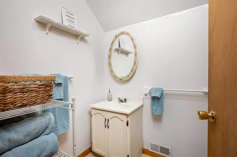 Bath - 4028 E Michigan, Au Gres, MI 48703 photo 3 of 4