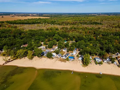 View/Area - 4028 E Michigan, Au Gres, MI 48703 photo 14 of 30