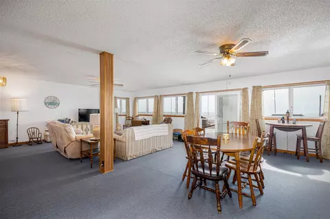 Dining - 4028 E Michigan, Au Gres, MI 48703 photo 1 of 3