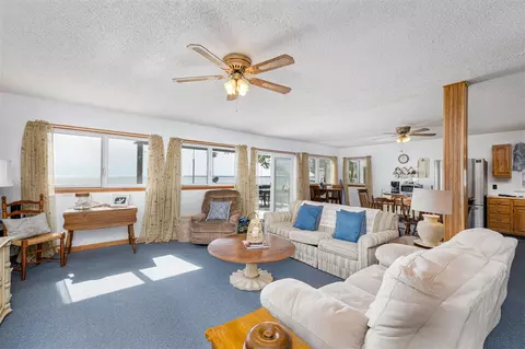 Living - 4028 E Michigan, Au Gres, MI 48703 photo 1 of 4