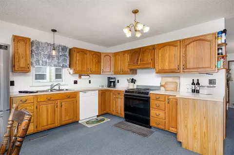 Kitchen - 4028 E Michigan, Au Gres, MI 48703 photo 1 of 2