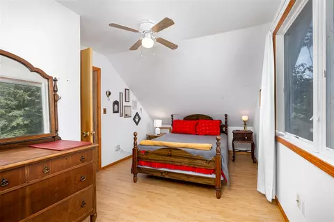 Bedroom - 4028 E Michigan, Au Gres, MI 48703 photo 8 of 10