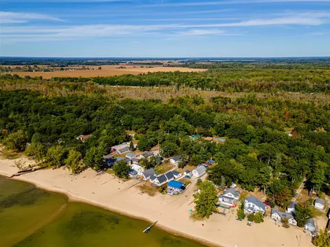 View/Area - 4028 E Michigan, Au Gres, MI 48703 photo 13 of 30