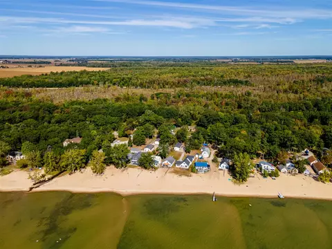 View/Area - 4028 E Michigan, Au Gres, MI 48703 photo 15 of 30
