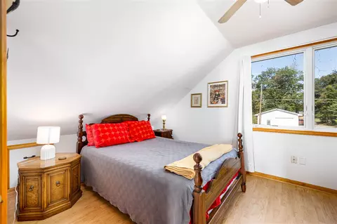 Bedroom - 4028 E Michigan, Au Gres, MI 48703 photo 9 of 10