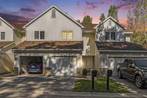 1412 View Pt #22, Greenville, MI 48838