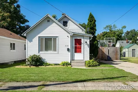3133 Longstreet, Wyoming, MI 49509