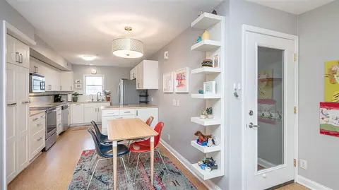560 Little Lk #19, Ann Arbor, MI 48103