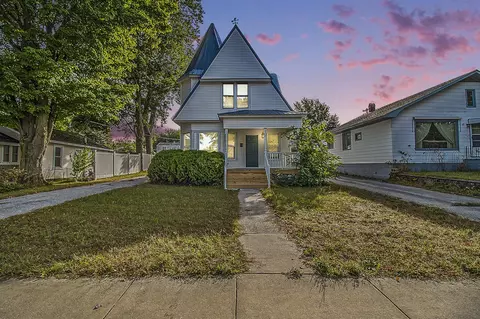 108 S Peach, Hart, MI 49420