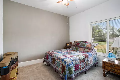 429 N 30th, Springfield, MI 49037 photo 11