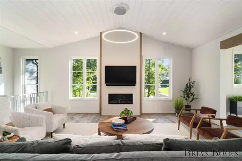 Living - 3046 W Locust, Ada, MI 49301 photo 3 of 10
