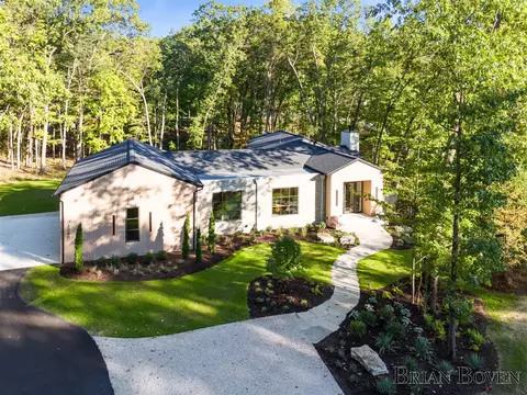 3046 W Locust, Ada, MI 49301