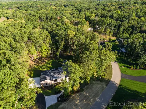 View/Area - 3046 W Locust, Ada, MI 49301 photo 2 of 3
