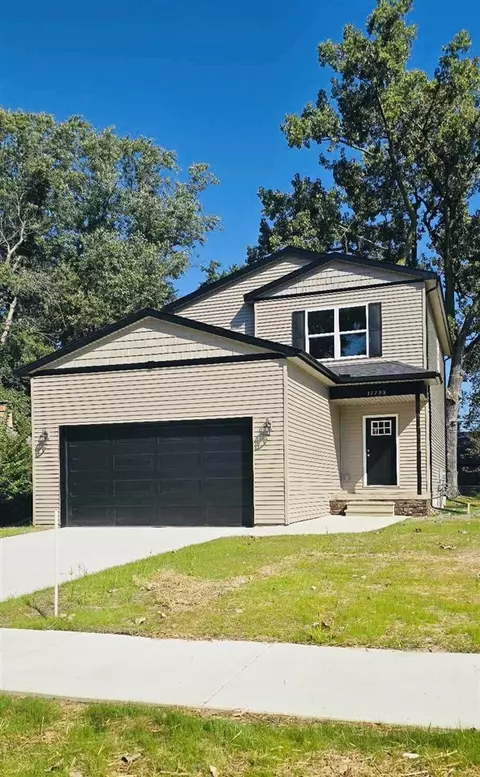 31738 Pierce, Garden City, MI 48135