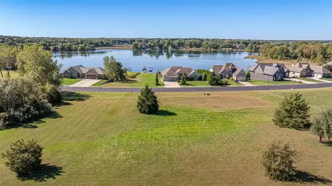 28 Coronado Drive, Jackson, MI 49201 photo 3