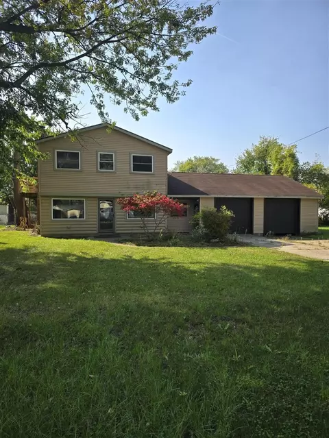1914 Owosso Ave, Owosso, MI 48867