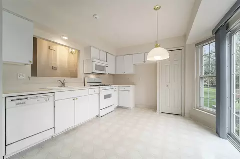 Kitchen - 4256 Hunters, Canton, MI 48188 photo 1 of 2