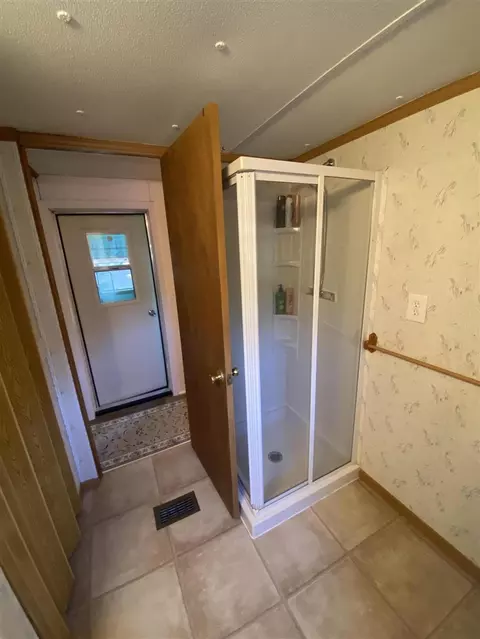 Bath - 5376 Point, Remus, MI 49340 photo 2 of 3
